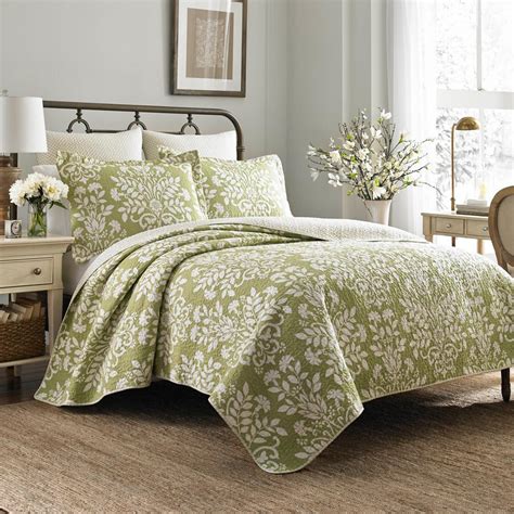 Laura Ashley Rowland 3-Piece Green King Quilt Set-174631 - The Home Depot