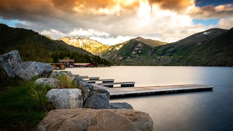 Grand Lake, Colorado: The Small Town With A Rocky Mountain Backdrop