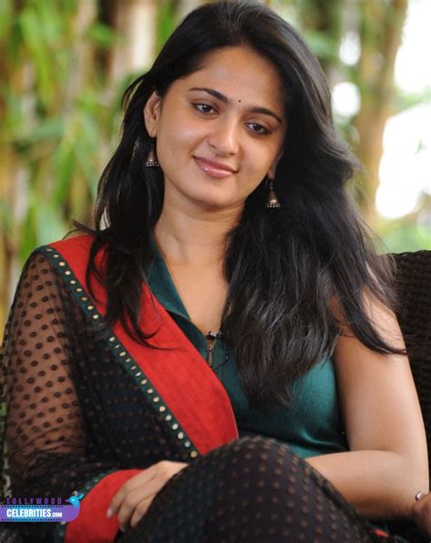 Anushka Shetty Profile Biography Family Photos and Wiki and Biodata ...