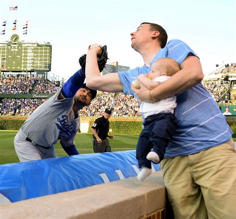 Look at that catch, baby! - Photos: The Best Sports Bloopers of 2015 - ESPN