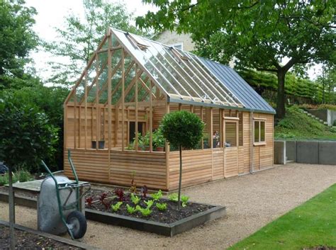 How to Purchase a Small Inexpensive Greenhouse | Serre jardin, Amenagement jardin, Jardins