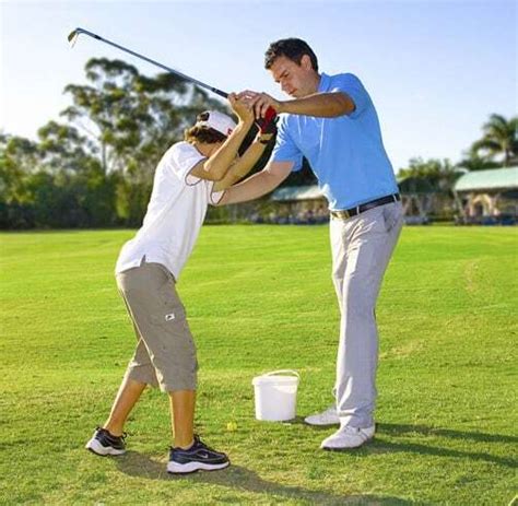 Golf Coaching Centre | Emerald Lakes Golf Club