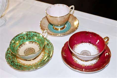 AM Dolce Vita: Vintage Teacup Collection