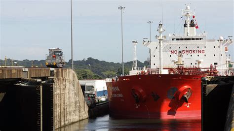 Panama Canal: Ships asked to carry less cargo after drought depletes water levels | World News ...