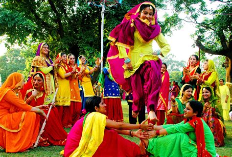 India Untravelled: Baisakhi Celebration in Punjab - a weekend trip in April.