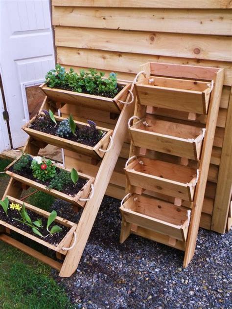 Ordinary Standing Garden Bed | Herb garden planter, Vertical herb ...