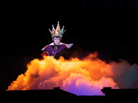 Fantasmic! - Evil Queen | Carlos | Flickr