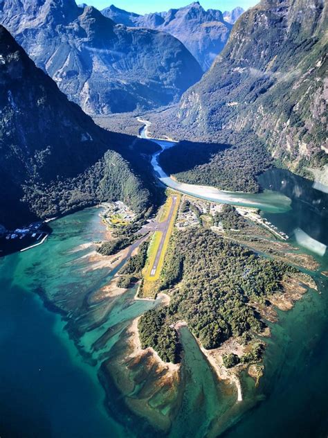 Milford Sound Scenic Flight operated by True South Flights