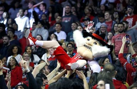 UNLV ditching Hey Reb! mascot, keeping Rebels nickname : CFB