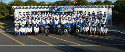 Suzuki Racing Staff Celebrates Winning Year - Roadracing World Magazine | Motorcycle Riding ...