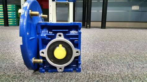 Worm Drive Gearbox NMRV030 25:1 ratio B5 Flange 11mm