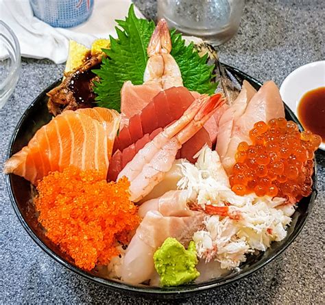 Chirashi Bowl from Sushi Bar Atariya, Ealing Common (London, UK) : sushi