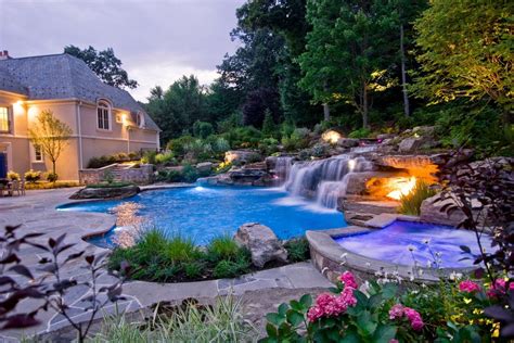 garten-mit-pool-wasserfall Swimming Pool Waterfall, Swimming Pool ...