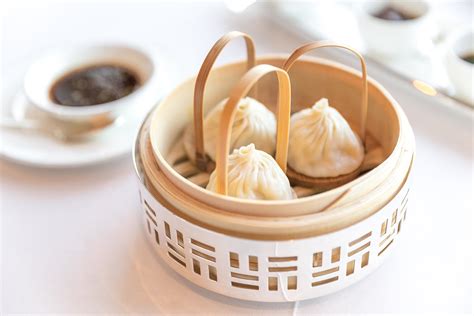 10 Best Restaurants in Hong Kong - Hong Kong’s Most Popular Restaurants - Go Guides