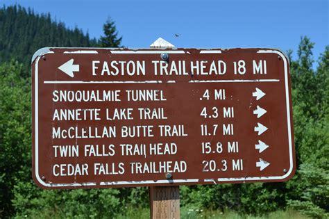 Quantrell Quips: Snoqualmie Pass Tunnel Hike ~ Iron Horse Trail