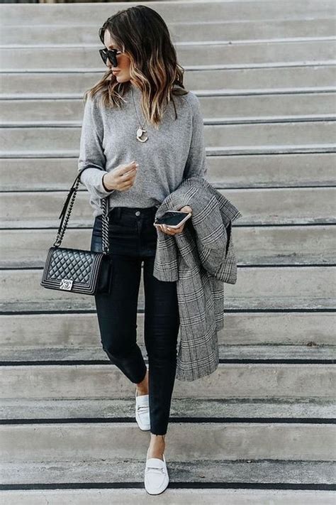 58 Beautiful Flat Shoes For Women Work Outfits This Fall | Work outfits women, Casual work ...