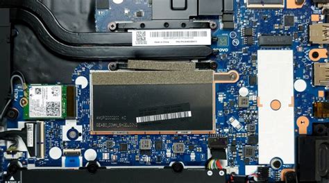 Inside Lenovo ThinkPad E14 Gen 2 - disassembly and upgrade options | LaptopMedia.com