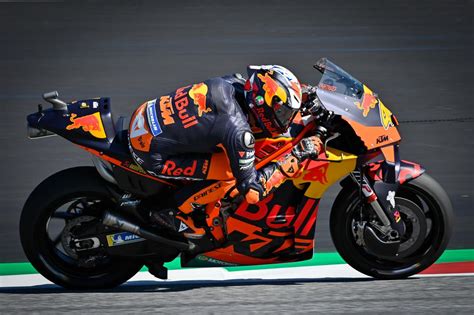 Pol Espargaro takes his, KTM’s first MotoGP pole - Speedcafe.com