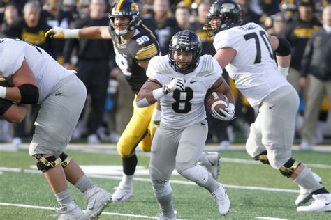 Purdue vs. IU; Bucket & Bowl Battle Begins - Hammer and Rails