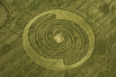 Crop circle | Mystery, Phenomenon, Hoax | Britannica