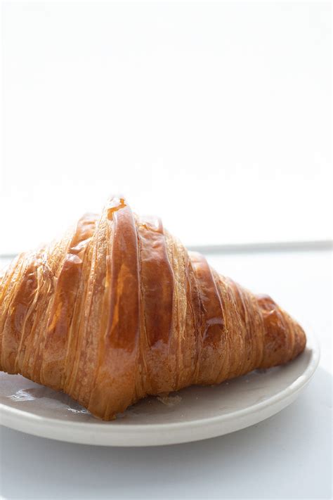 Croissant au Beurre (Box of 4)