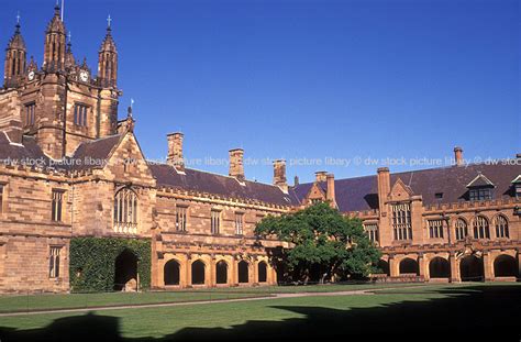 QUADRANGLE OF SYDNEY UNIVERSITY, NSW, AUSTRALIA