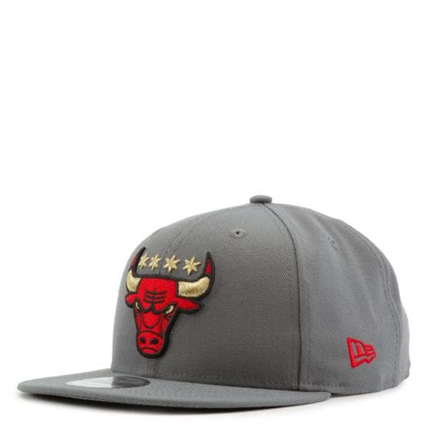 NEW ERA CAPS Chicago Bulls NBA Logo 9Fifty Snapback Hat 60102465 - Shiekh