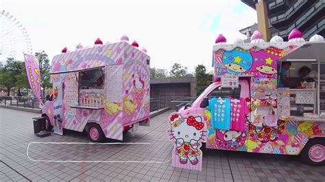 FOOD TRUCK HELLO KITTY - YouTube