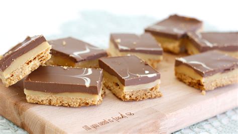 Caramel shortcake | Recept | Fancy desserts, Recepten zonder bakken, Chocolade caramel koekjes