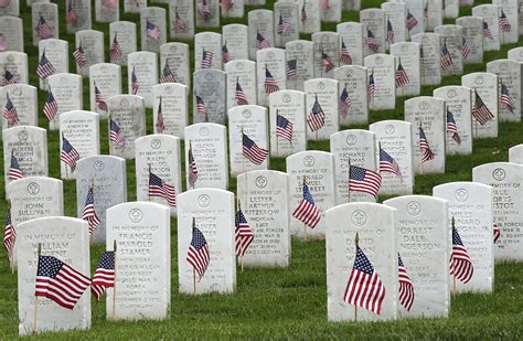 Female WWII pilots barred from Arlington National Cemetery - CBS News