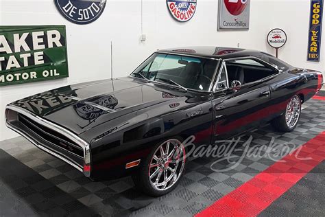 1970 DODGE CHARGER R/T CUSTOM COUPE - Front 3/4 - 261874