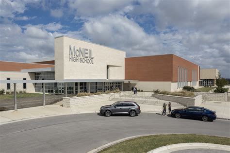 Round Rock ISD McNeil High School Phase II Renovations - Joeris General Contractors