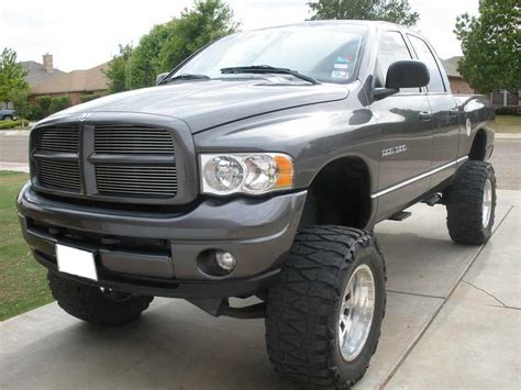 dodge ram 1500 lifted