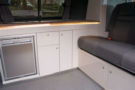 Custom VW T5 interior units | Campervan interior, Campervan interior volkswagen, Camper interior