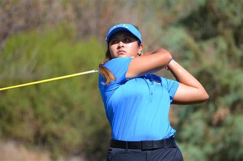 Women’s golf player Lilia Vu earns LGPA Tour card during break from fall season | Daily Bruin