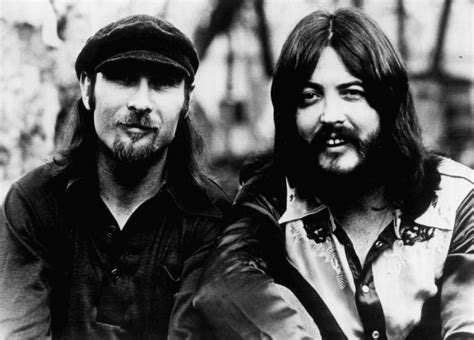 File:Seals and Crofts 1975.JPG - Wikimedia Commons