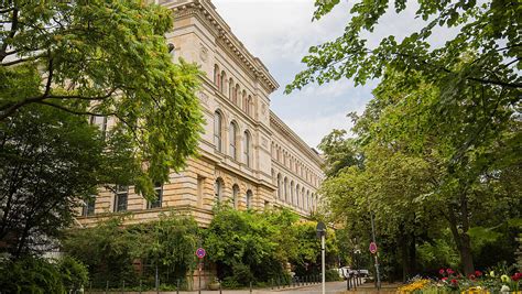 Faculties & Central Institutes - TU Berlin