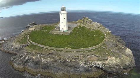 Godrevy Lighthouse - Island views and a seal colony » Visit Cornwall TV