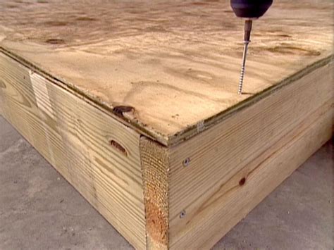 How to Build a Sandbox | how-tos | DIY