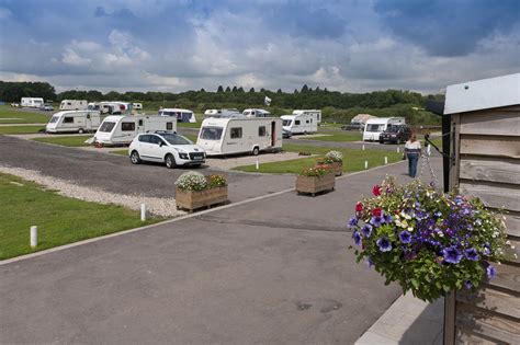 Drayton Manor - Camping and Caravanning Club Site - The Camping and ...