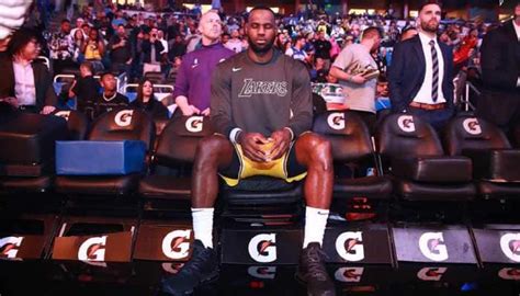 LeBron James gives heartfelt tribute to Kobe Bryant in pre-game ceremony | Other Sports News ...