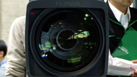 Fujifilm ultra-wide 99x telephoto zoom lens for broadcast #DigInfo - YouTube