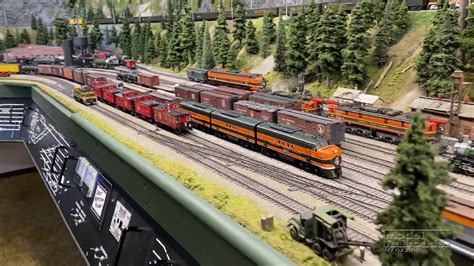 The HO scale Great Northern Cascade Division in the June 2020 Model Railroader - YouTube