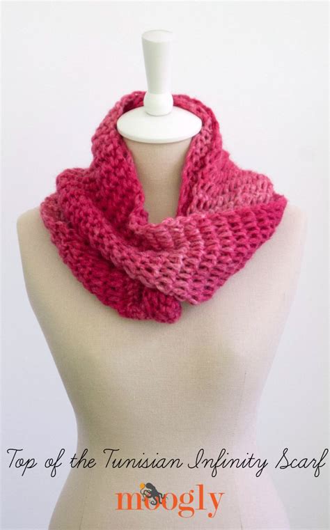 Top of the Tunisian Infinity Scarf ~ FREE Crochet Pattern