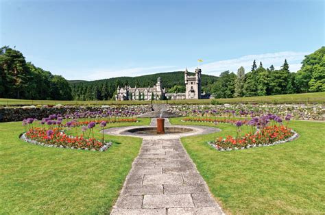 Balmoral Castle’s Gardens: A Colourful Journey – Gardens