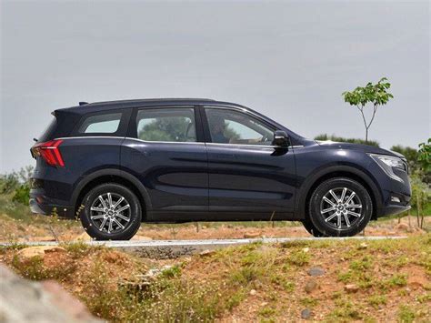 Mahindra XUV700 Trim-wise Waiting Periods Detailed, AX7L Stretches Into ...