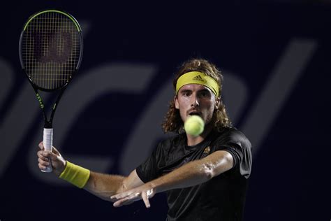 Tsitsipas eyes opening in Miami with Big Three out | eKathimerini.com