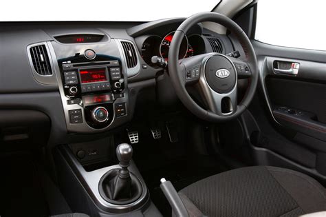 Kia Cerato Koup Review - photos | CarAdvice