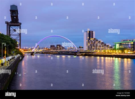 Clyde Arc Bridge Glasgow Stock Photo - Alamy