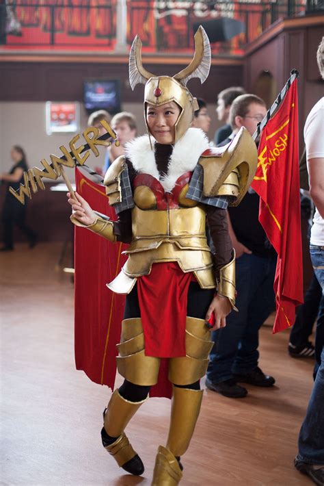 Dota 2 Legion Commander Cosplay